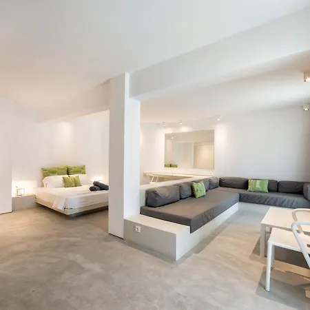 Relux Hotel Chora (Ios)