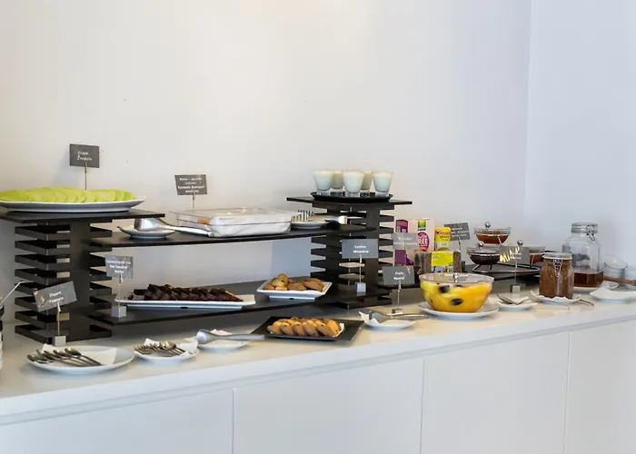 Relux איוס חורה