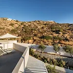 Relux Hotel 4*