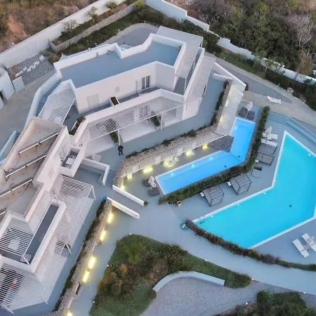 Relux Hotel 4*